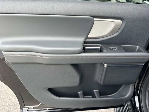 New 2025 Ford Expedition Max Active image 23