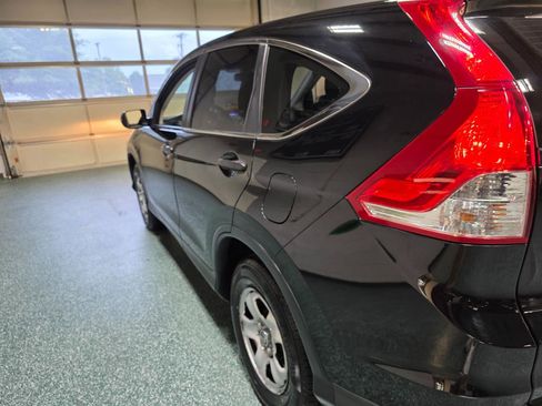 Used 2014 Honda CR-V LX image 10