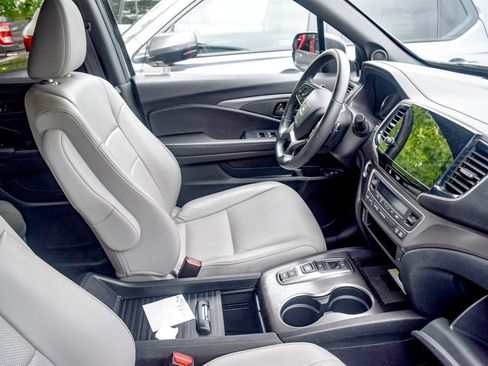 Used 2023 Honda Passport EX-L image 19