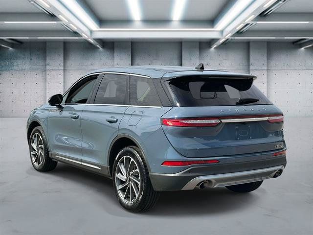 Used 2023 Lincoln Corsair AWD image 6