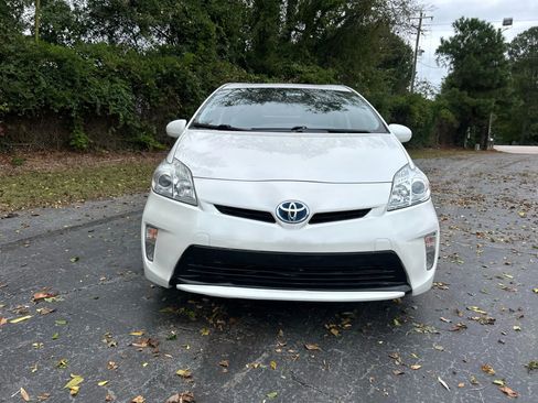 Used 2014 Toyota Prius Two image 4