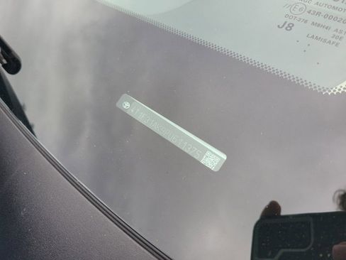 Used 2023 Toyota Camry XLE image 13