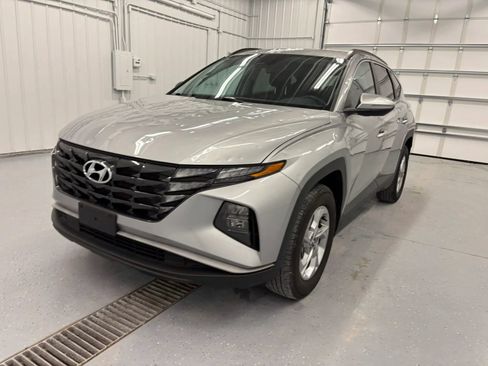Used 2023 Hyundai Tucson SEL AWD/4WD image 16