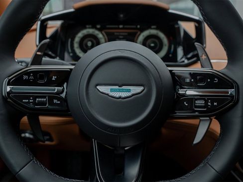 New 2025 Aston Martin Vanquish image 22