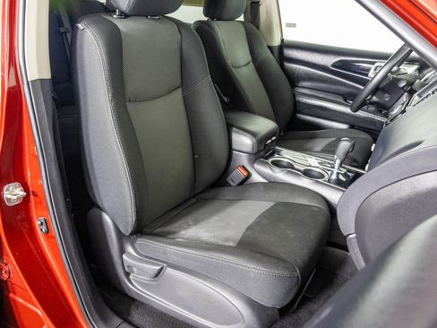 Used 2020 Nissan Pathfinder SV FWD image 44
