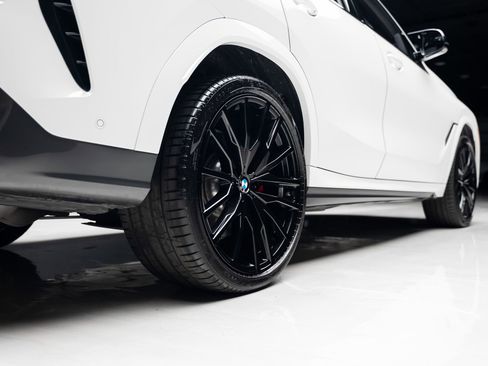 Used 2024 BMW X6 M60i w/ Dynamic Handling Package image 79