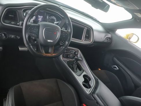 Used 2021 Dodge Challenger R/T w/ T/A Package image 17