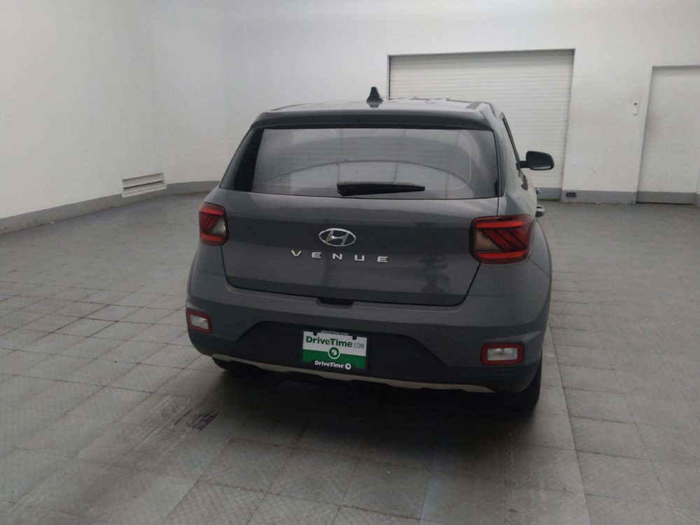 Used 2020 Hyundai Venue SE FWD image 7