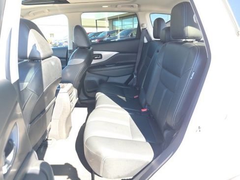 Used 2023 Nissan Murano SL w/ SL Moonroof Package image 30