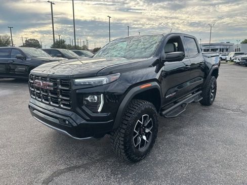 Used 2024 GMC Canyon AT4X image 7