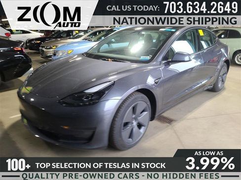 Used 2023 Tesla Model 3 Standard Range image 1
