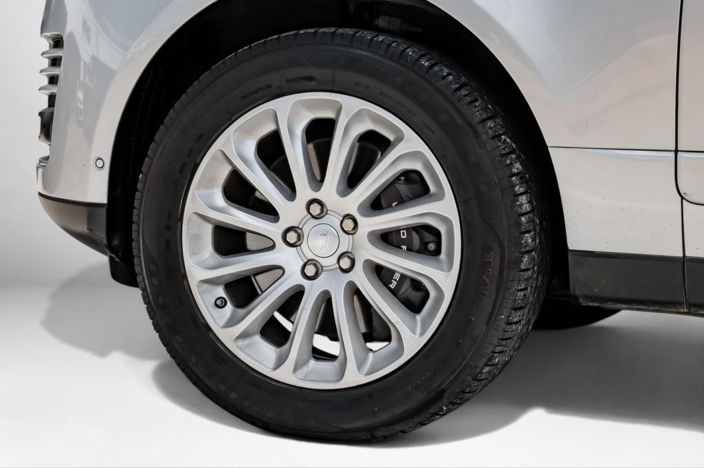 Used 2019 Land Rover Range Rover HSE AWD/4WD image 70