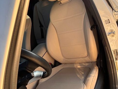 Used 2023 Mercedes-Benz C 300 4MATIC Sedan image 19