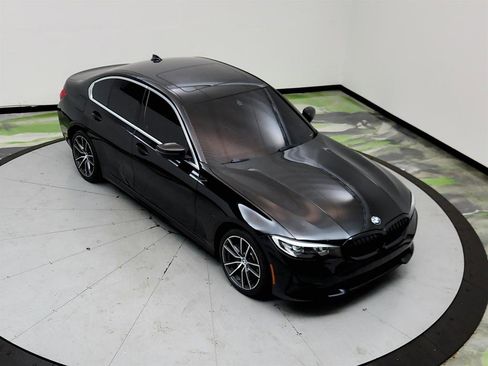 Used 2019 BMW 330i Sedan w/ Driving Assistance Package RWD image 33