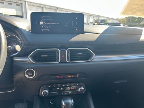 Used 2024 MAZDA CX-5 AWD 2.5 S w/ Select Package image 11