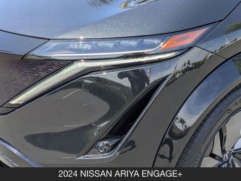 Used 2024 Nissan Ariya AWD image 10