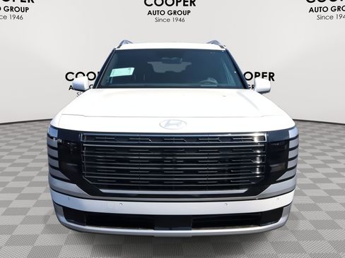 New 2026 Hyundai Palisade Calligraphy FWD image 2