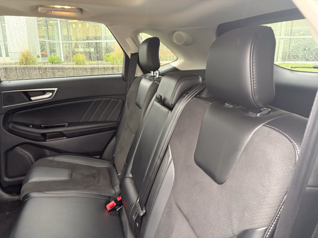 Used 2018 Ford Edge Sport w/ Equipment Group 401A AWD/4WD image 12