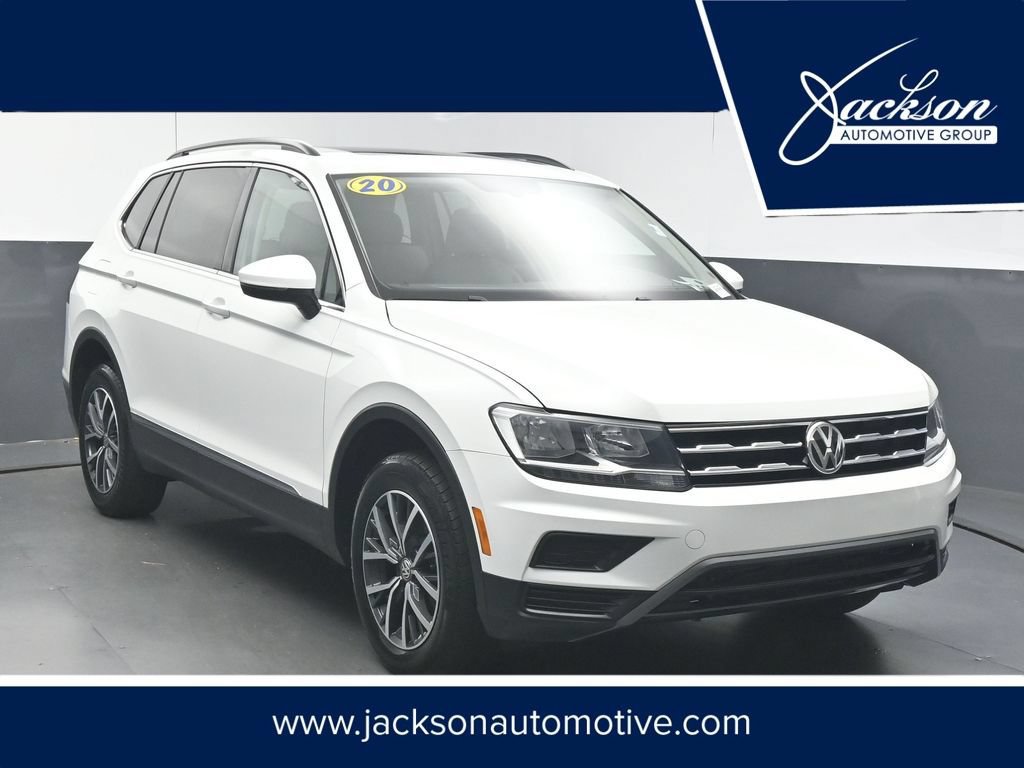 Used 2020 Volkswagen Tiguan SE FWD image 1