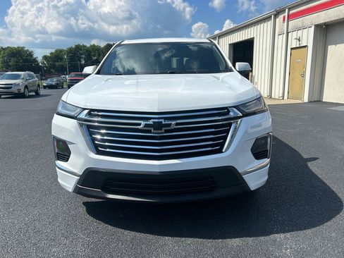 Used 2022 Chevrolet Traverse Premier w/ LPO, Floor Liner Package FWD image 2