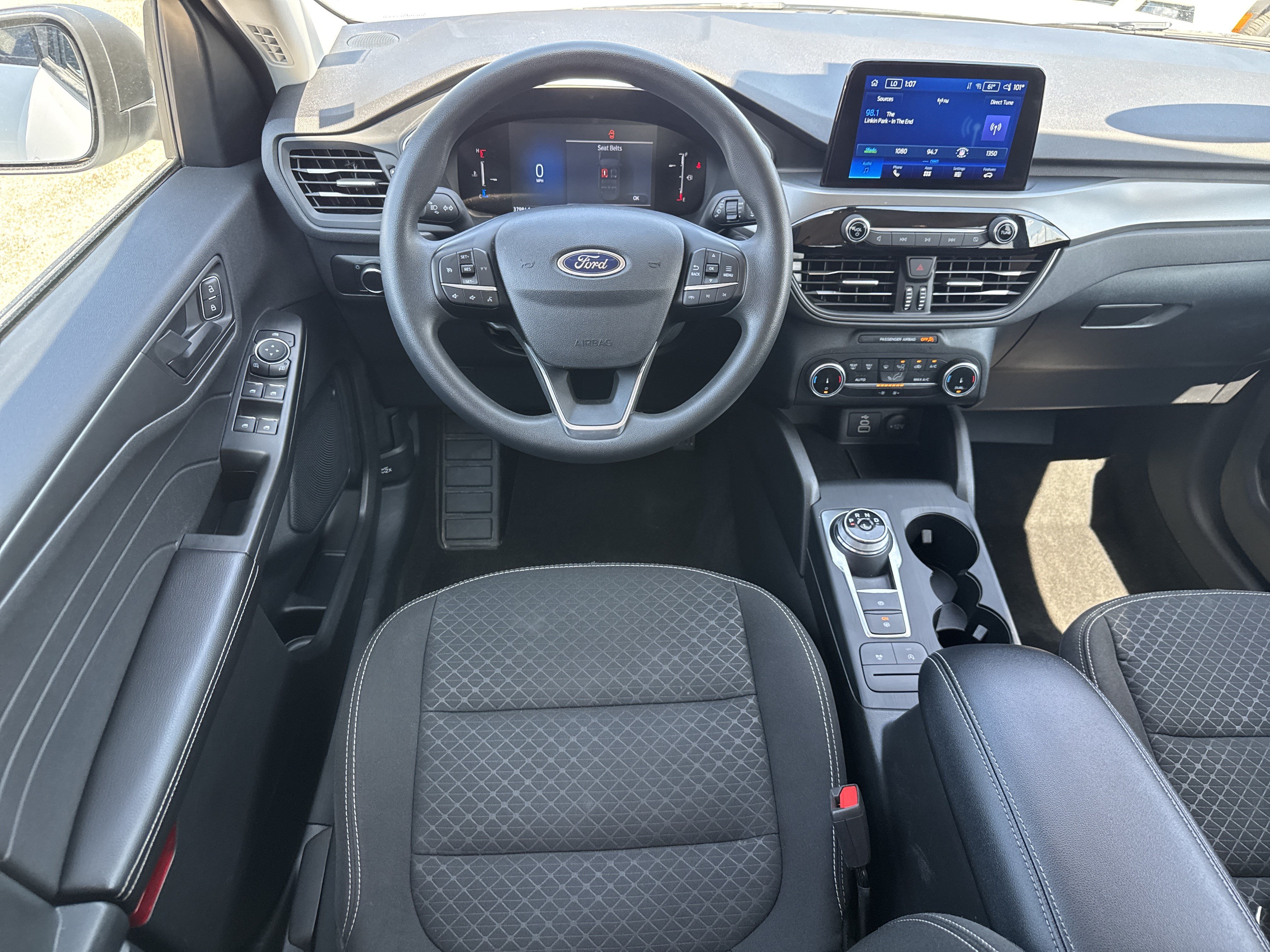 Used 2025 Ford Escape Active AWD/4WD image 7