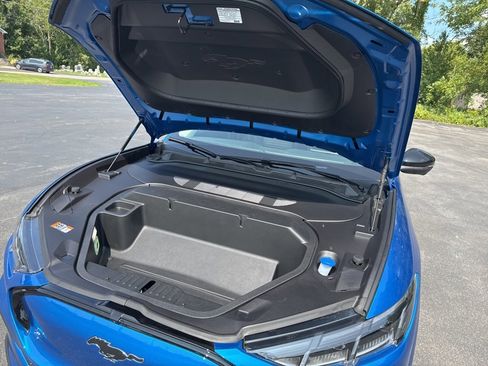 New 2025 Ford Mustang Mach-E Premium image 4