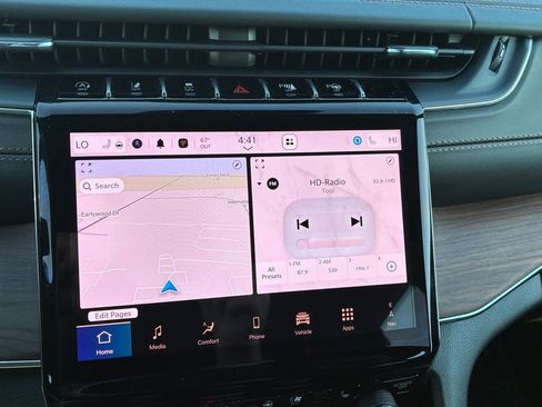 Used 2025 Jeep Grand Cherokee Summit image 26