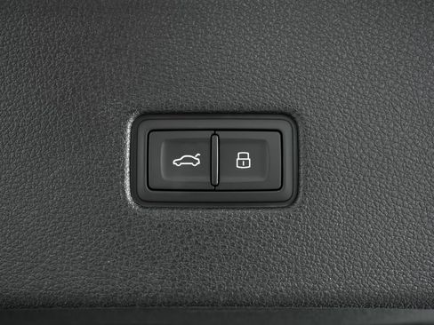 Used 2024 Audi RS Q8 AWD/4WD image 94