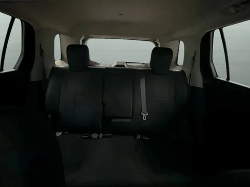 Used 2015 GMC Terrain SLE FWD image 18