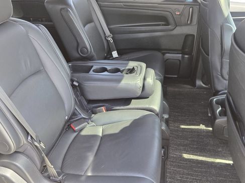 Used 2022 Honda Odyssey Touring image 17