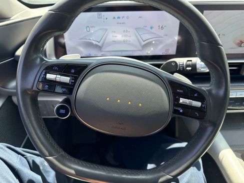 Used 2023 Hyundai Ioniq 6 SEL RWD image 16