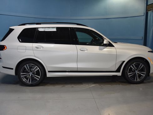 New 2026 BMW X7 xDrive40i w/ Executive Package image 21