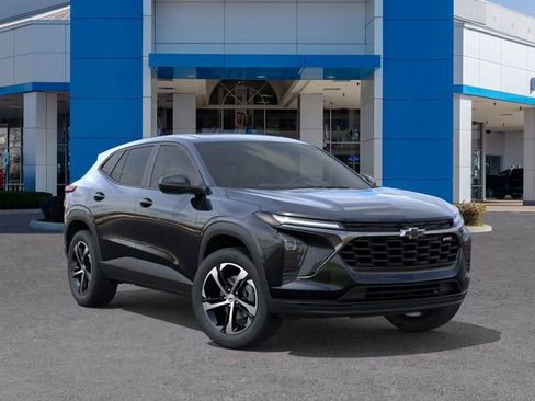 New 2026 Chevrolet Trax RS w/ Sunroof Package image 7