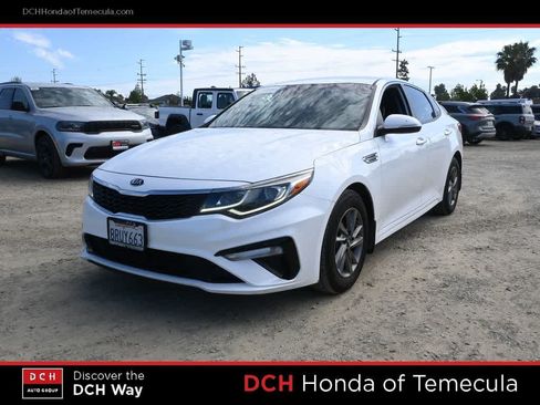 Used 2020 Kia Optima LX FWD image 1