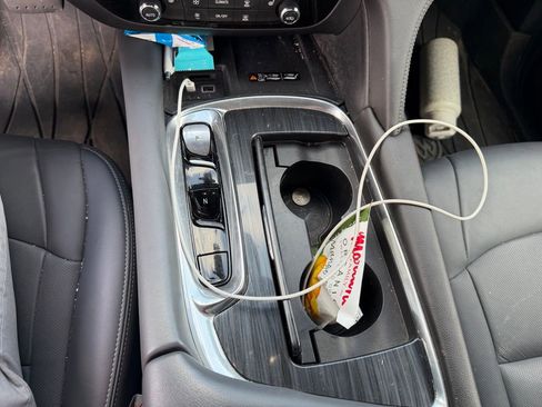 Used 2024 Buick Enclave Essence w/ Experience Buick Package image 19