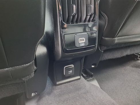 Used 2023 Jeep Compass Limited AWD/4WD image 23