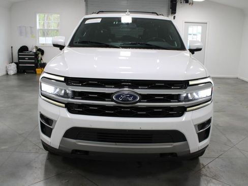 Used 2023 Ford Expedition Max Limited image 3