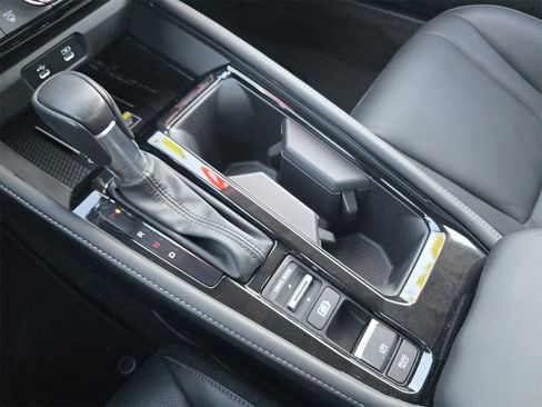 Used 2024 Honda Accord Touring image 26