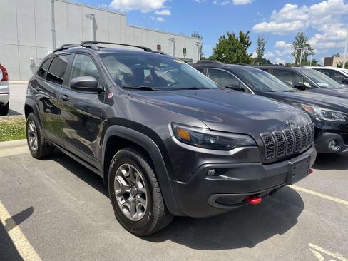 Used 2021 Jeep Cherokee Trailhawk w/ Trailer Tow Group AWD/4WD image 1