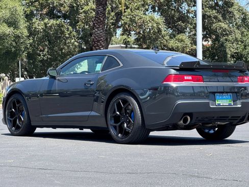 Used 2014 Chevrolet Camaro SS RWD image 5