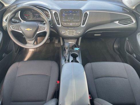 Used 2024 Chevrolet Malibu LT image 15