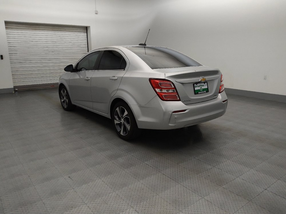 Used 2020 Chevrolet Sonic Premier FWD image 5