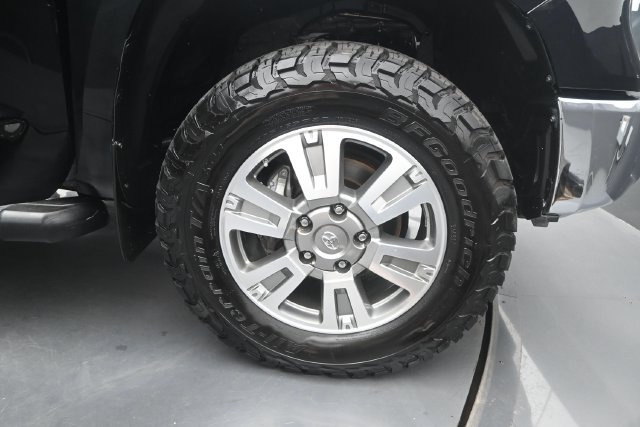 Used 2014 Toyota Tundra 1794 Edition AWD/4WD image 16