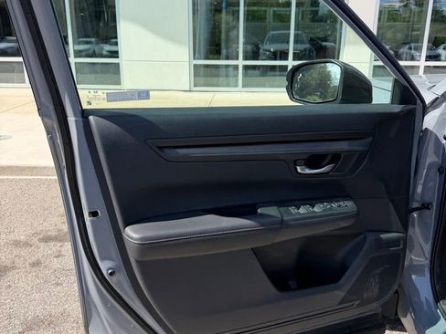 Used 2024 Honda CR-V Sport image 13