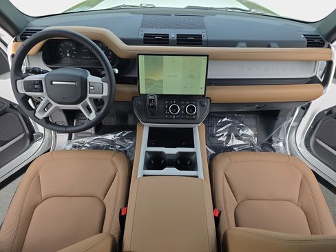 New 2026 Land Rover Defender 130 X-Dynamic SE AWD/4WD image 9