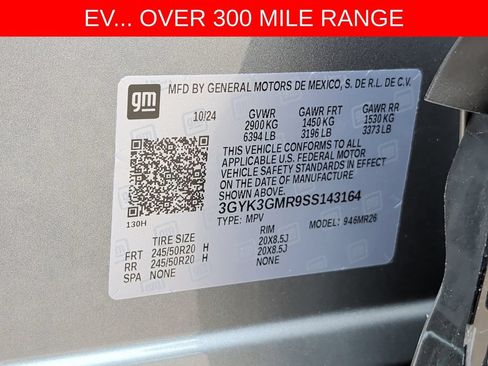 Used 2025 Cadillac Optiq Sport 2 w/ LPO, Floor Liner Package AWD/4WD image 40