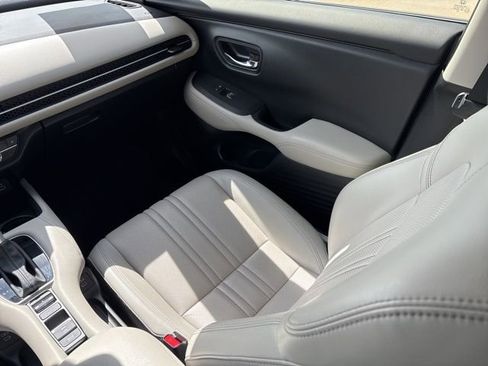 Used 2024 Honda HR-V EX-L image 15