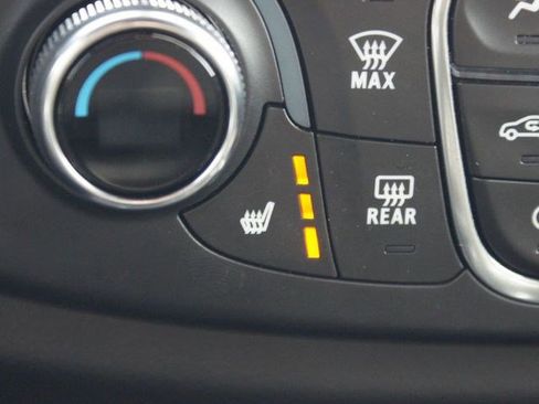 Certified 2023 Chevrolet Traverse LT image 7