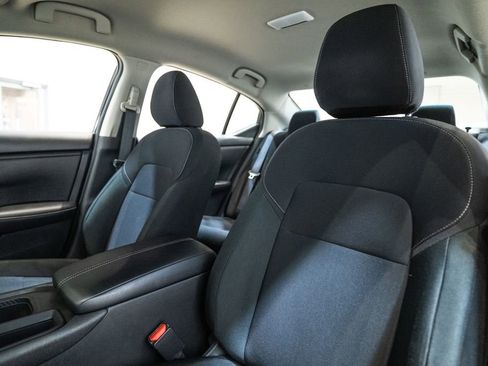 Used 2025 Nissan Sentra S image 14