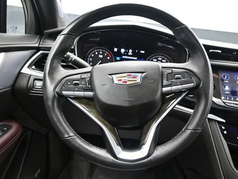 Used 2024 Cadillac XT6 Premium Luxury w/ Technology Package AWD/4WD image 15